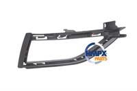 SİS FAR ÇERÇEVESİ SAĞ : SİS FAR DELİKLİ GOLF7.5 17>20