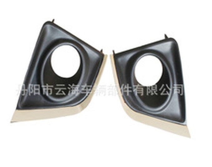 SİS FAR ÇERÇEVESİ KROMLU SAĞ COROLLA 2014-