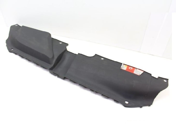 ÖN PANEL ÜST DEFLEKTÖR ( KAPLAMA ) A4 2013-