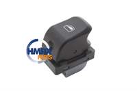 CAM AÇMA DÜĞMESİ ÖN SAĞ TEKLİ : KROMSUZ A4-A5-Q3-Q5 08>12