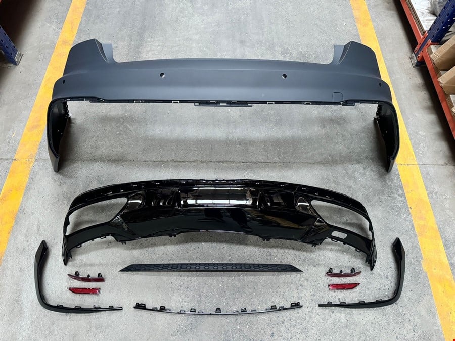 ARKA TAMPON SET S-LİNE (SİYAH ÇITALI) A4 2020-