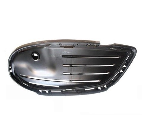 ÖN TAMPON IZGARASI İÇ SAĞ (AMG) W205 2014-