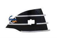 ÖN TAMPON ÜÇGEN PANJUR SAĞ PARLAK SİYAH+NİKELAJ KUGA 13>